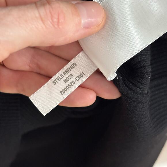 Madewell Long-Sleeve Knit Midi Dress in Black - Size XL - Picture 6 of 6